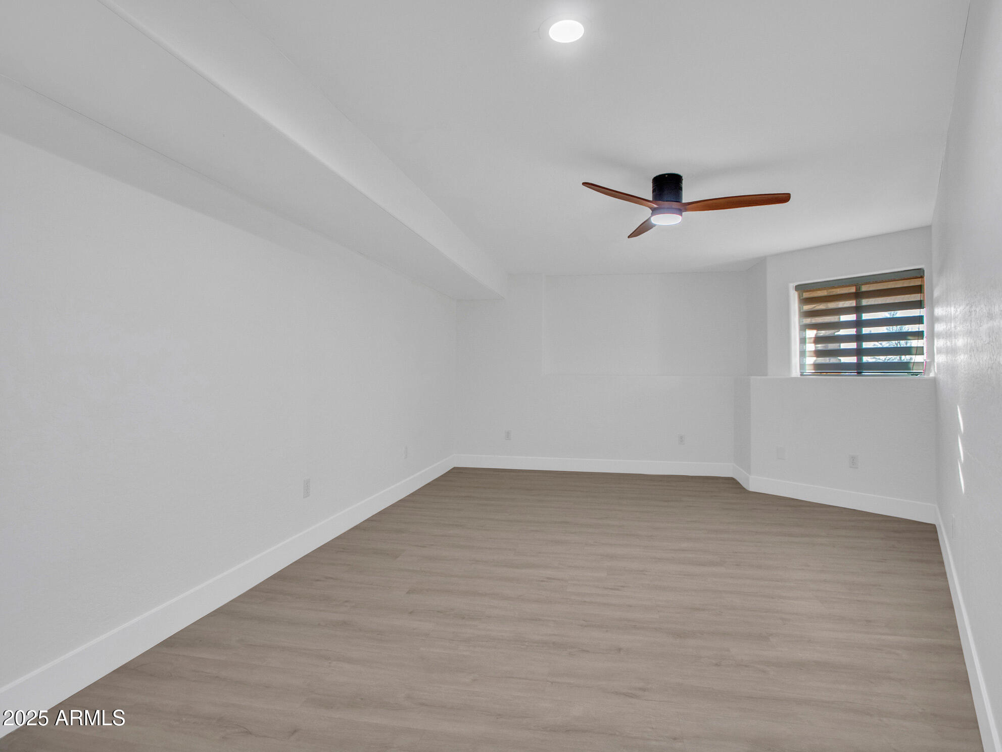 Phoenix, Arizona 85042, United States, 4 Bedrooms Bedrooms, ,4 BathroomsBathrooms,Residential,Active,136942