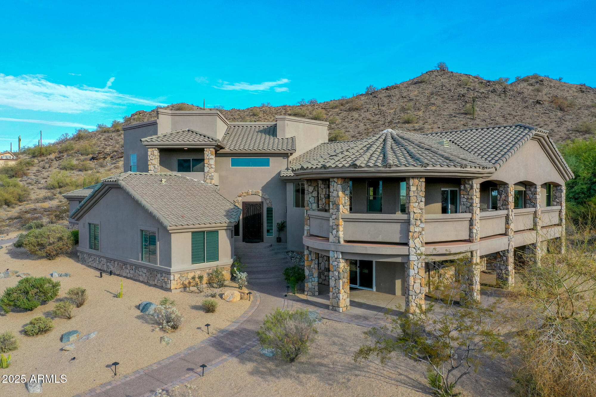 Phoenix, Arizona 85042, United States, 4 Bedrooms Bedrooms, ,4 BathroomsBathrooms,Residential,Active,136942