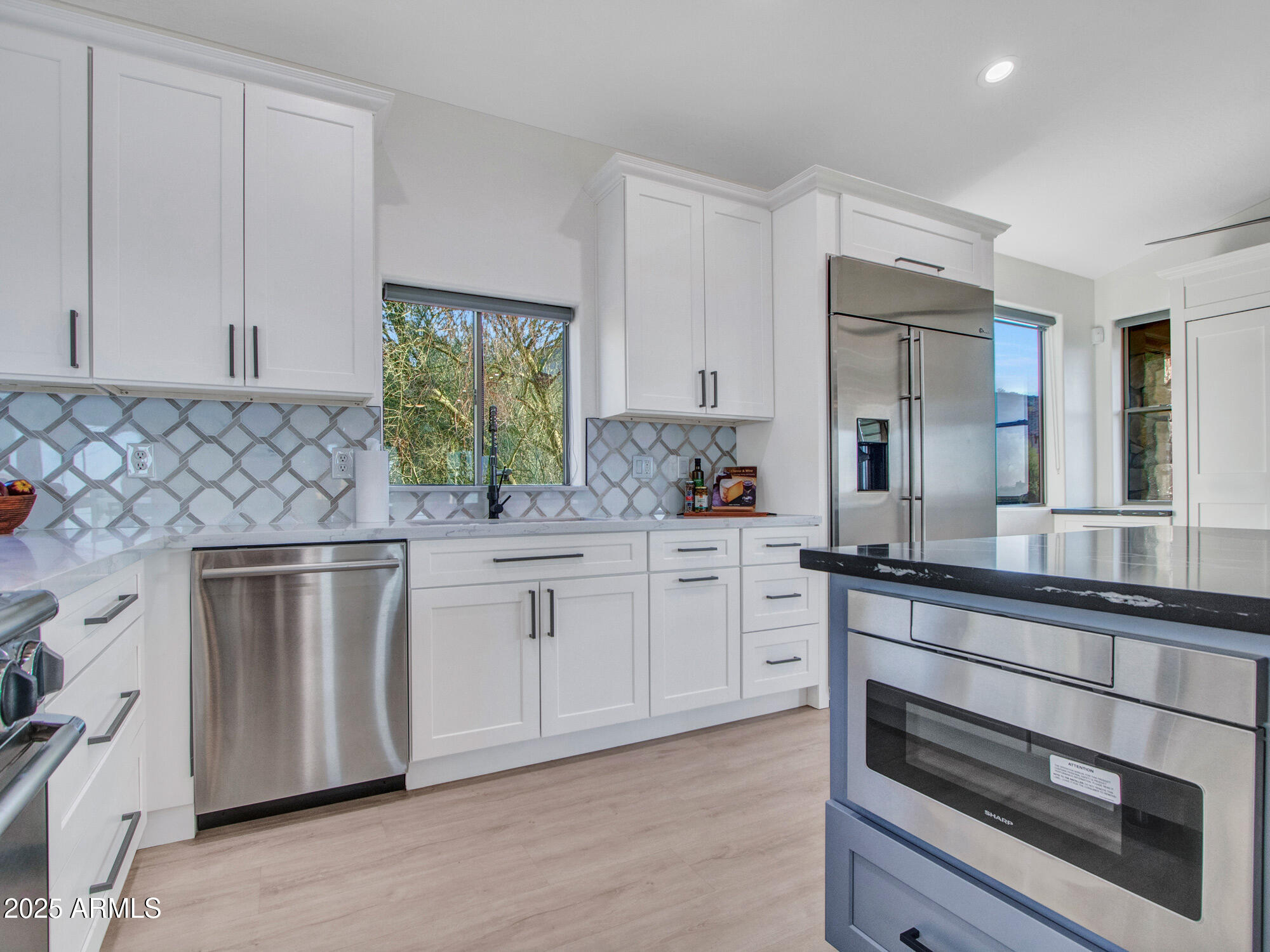 Phoenix, Arizona 85042, United States, 4 Bedrooms Bedrooms, ,4 BathroomsBathrooms,Residential,Active,136942