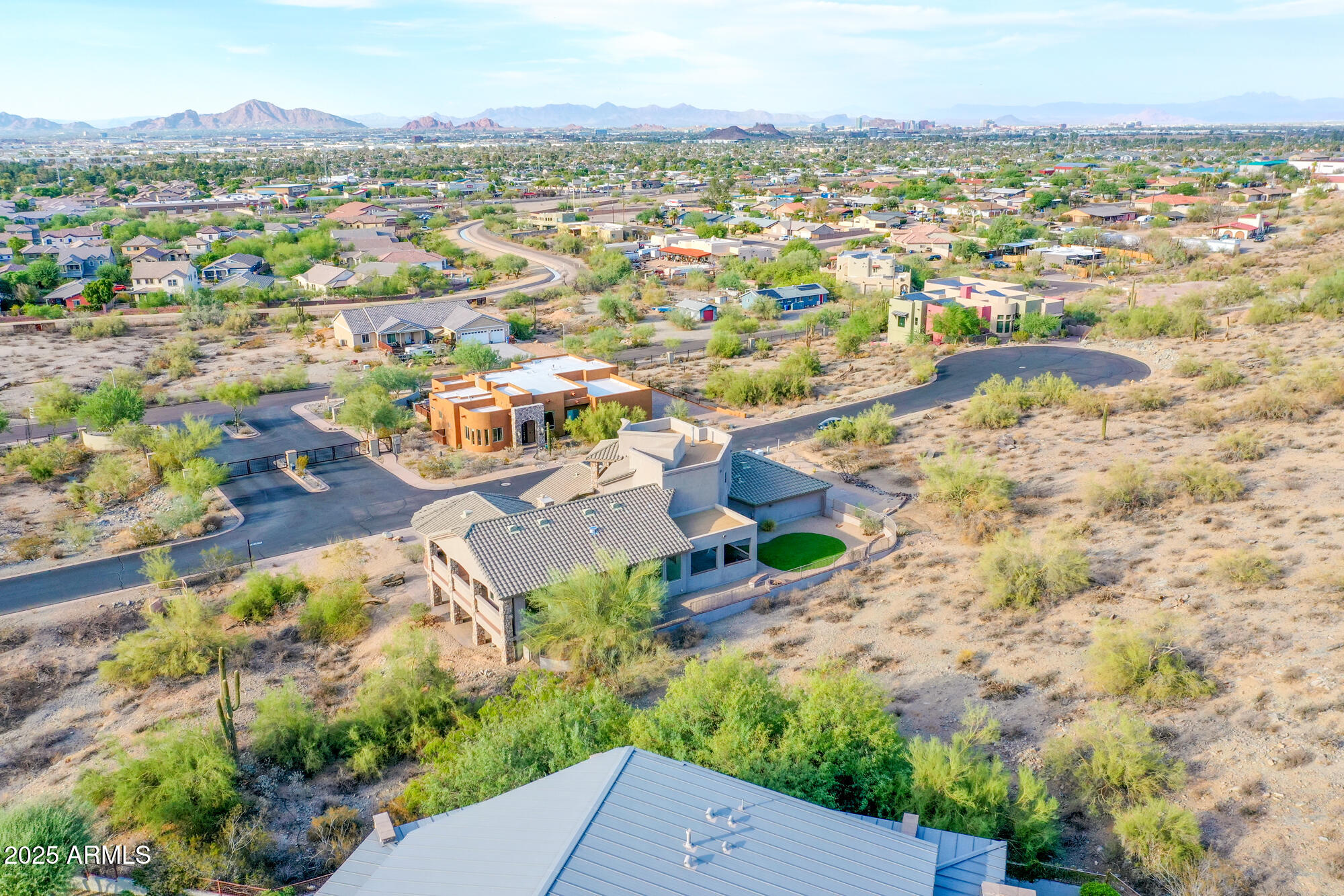 Phoenix, Arizona 85042, United States, 4 Bedrooms Bedrooms, ,4 BathroomsBathrooms,Residential,Active,136942