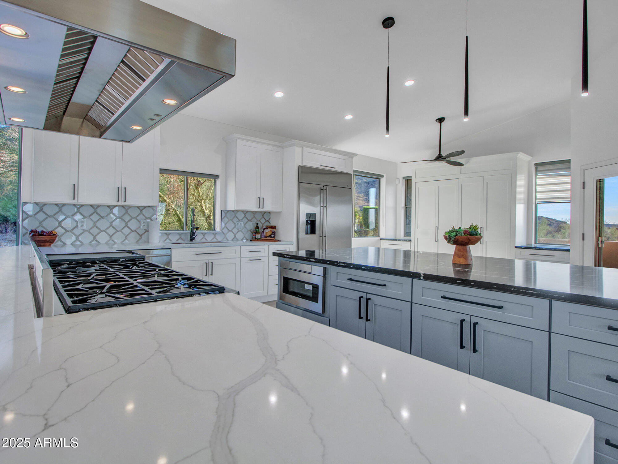 Phoenix, Arizona 85042, United States, 4 Bedrooms Bedrooms, ,4 BathroomsBathrooms,Residential,Active,136942