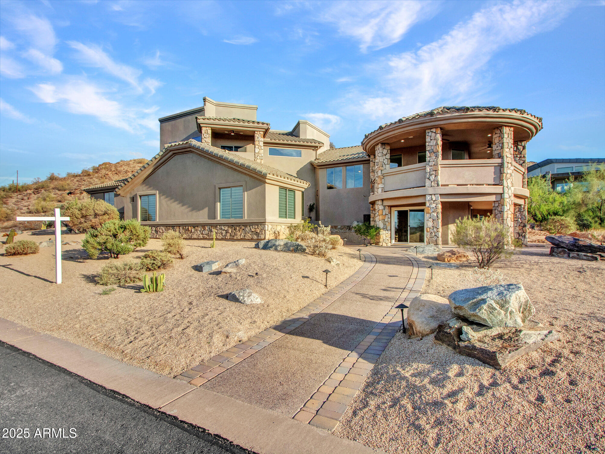 Phoenix, Arizona 85042, United States, 4 Bedrooms Bedrooms, ,4 BathroomsBathrooms,Residential,Active,136942