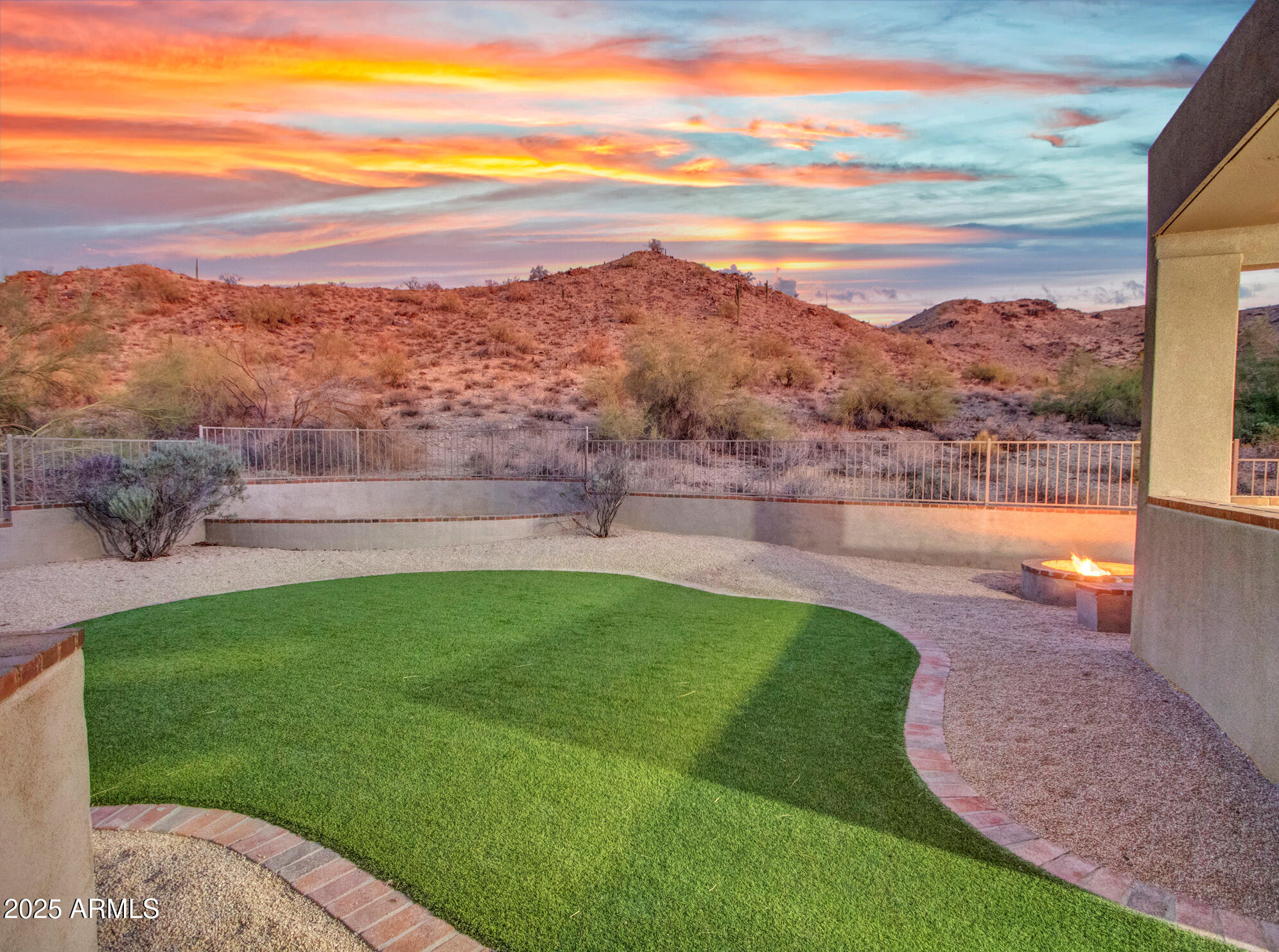 Phoenix, Arizona 85042, United States, 4 Bedrooms Bedrooms, ,4 BathroomsBathrooms,Residential,Active,136942