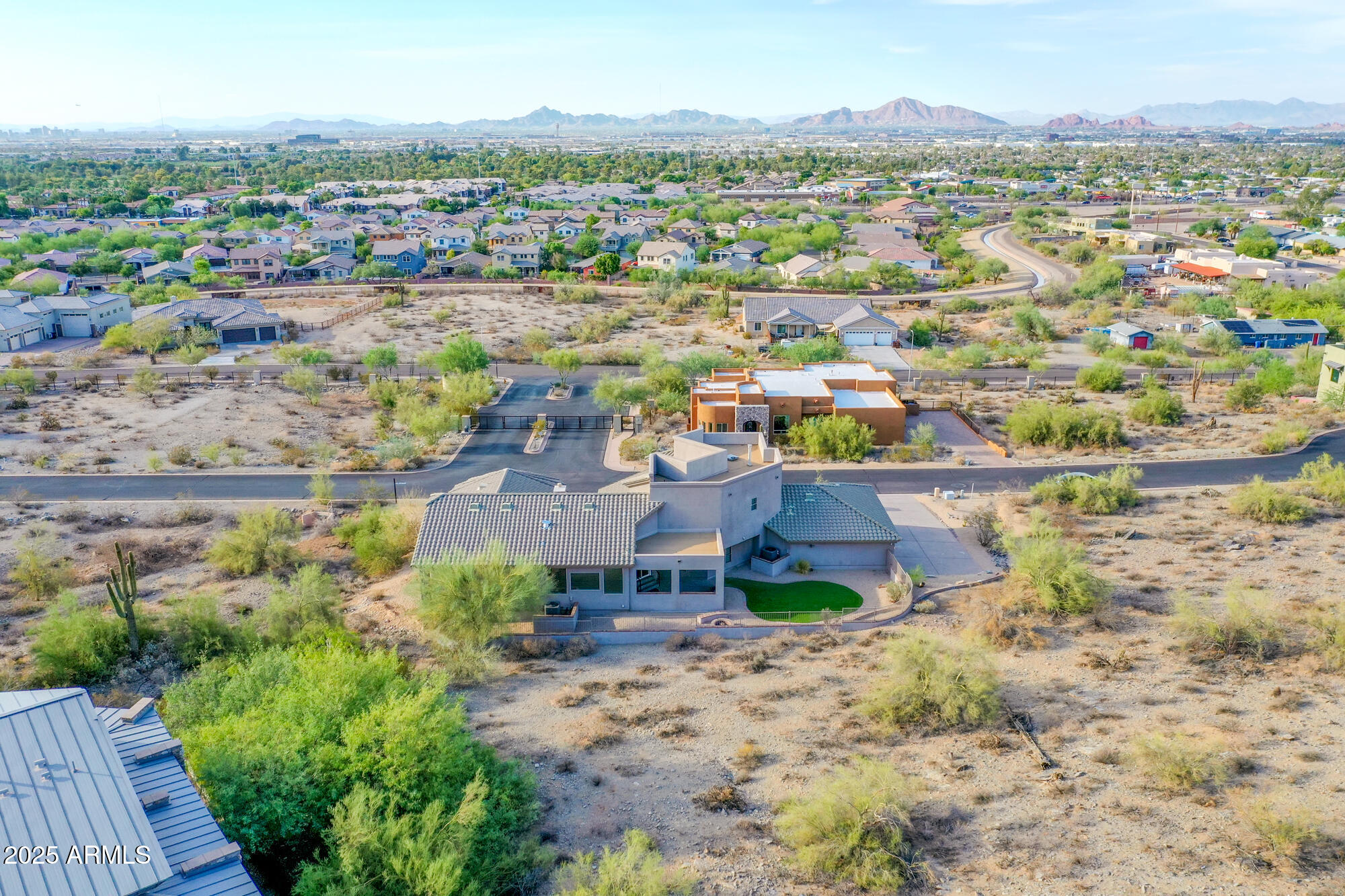 Phoenix, Arizona 85042, United States, 4 Bedrooms Bedrooms, ,4 BathroomsBathrooms,Residential,Active,136942