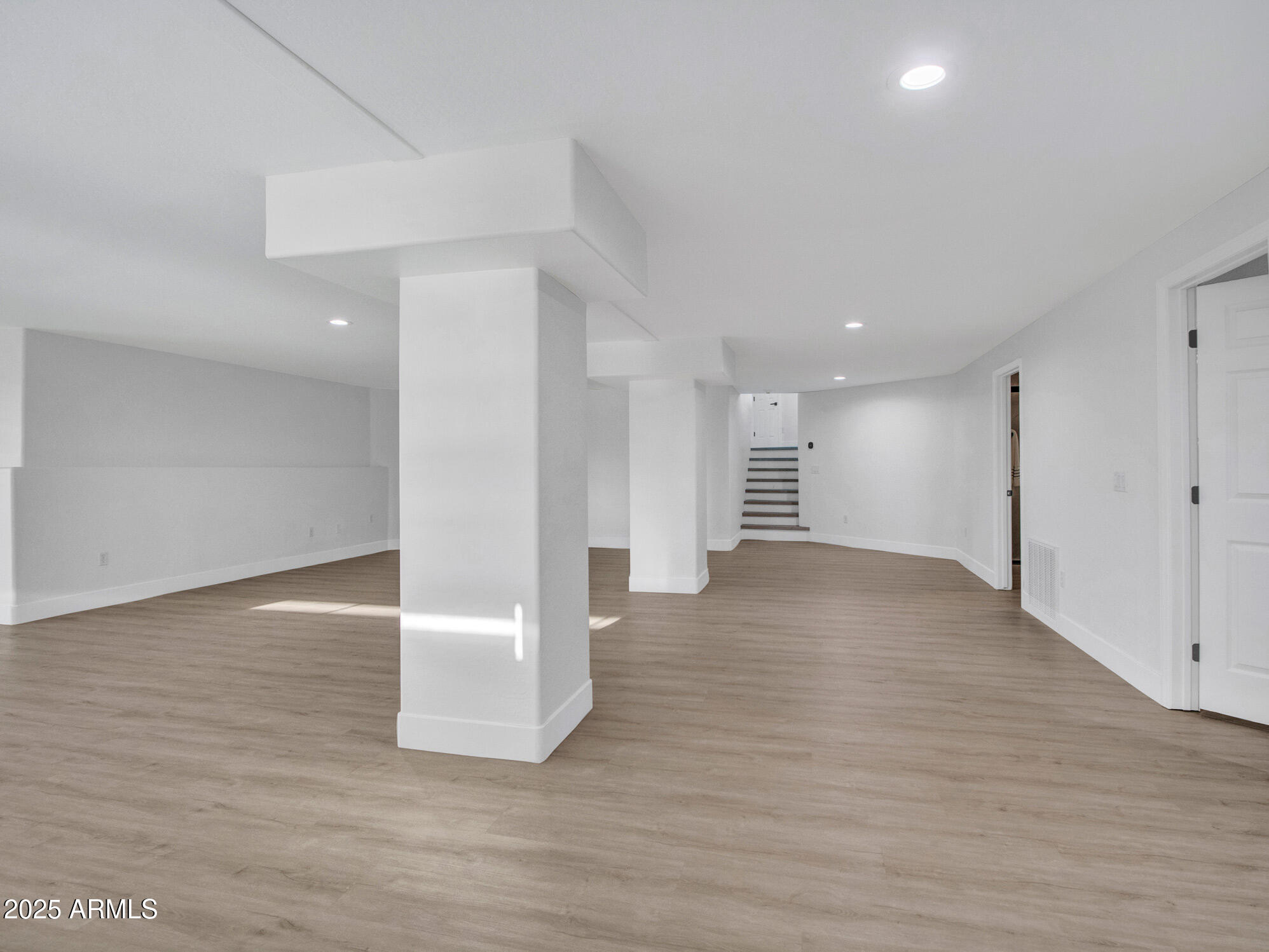 Phoenix, Arizona 85042, United States, 4 Bedrooms Bedrooms, ,4 BathroomsBathrooms,Residential,Active,136942