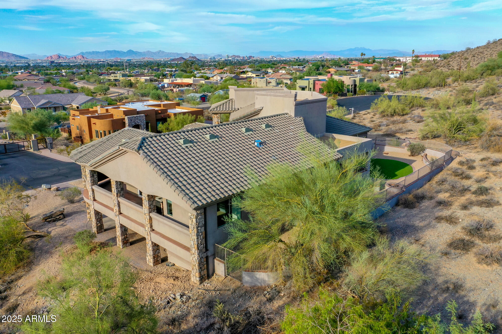 Phoenix, Arizona 85042, United States, 4 Bedrooms Bedrooms, ,4 BathroomsBathrooms,Residential,Active,136942