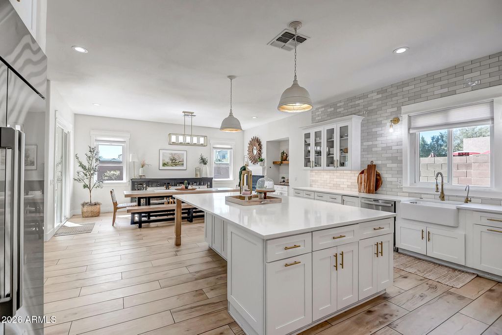 Photo of 4995 E Indian Wells Drive, Chandler, AZ 85249 (MLS # 6991467)