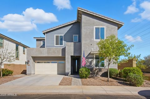 284 E HONEYSUCKLE Place Chandler AZ 85286