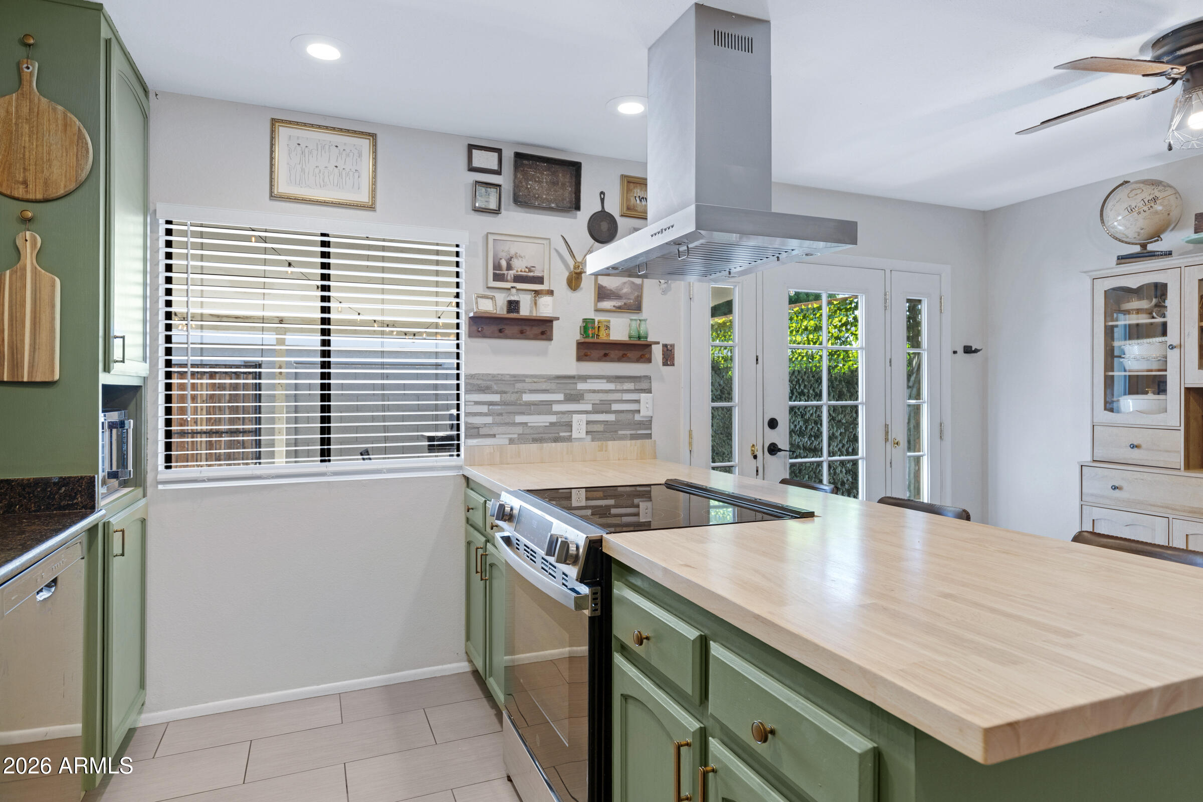 NEW WORLD GLENDALE UNIT 2 SECOND AMD - Residential