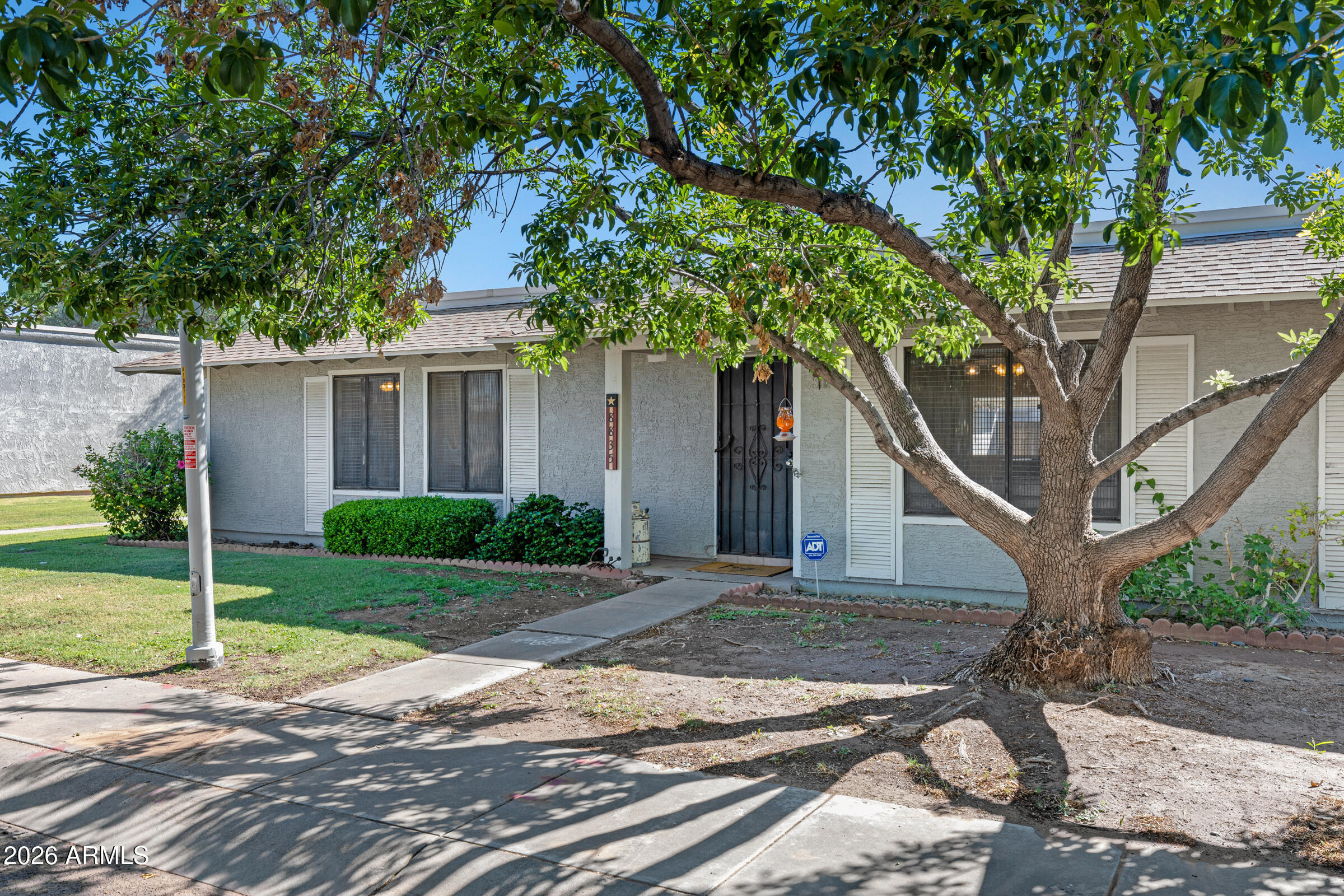 8835 N NEW WORLD Drive