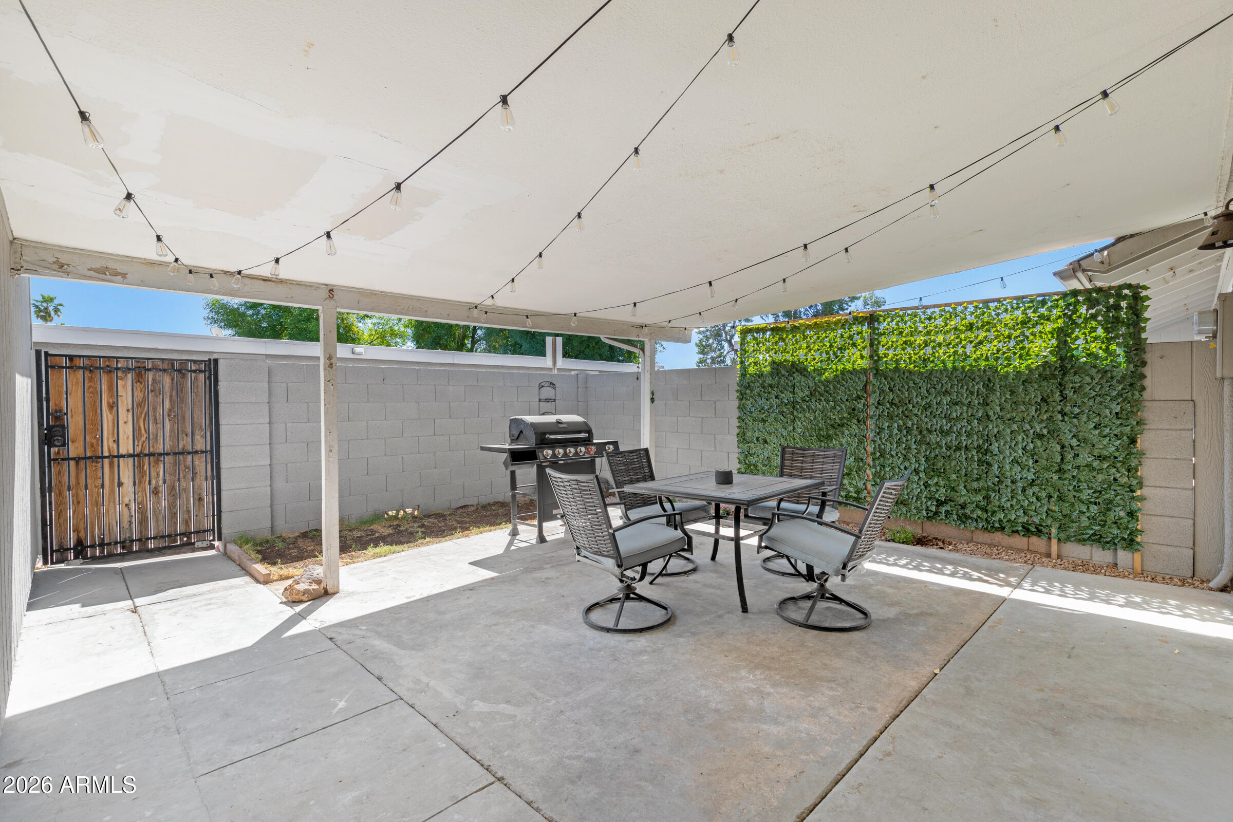 NEW WORLD GLENDALE UNIT 2 SECOND AMD - Residential
