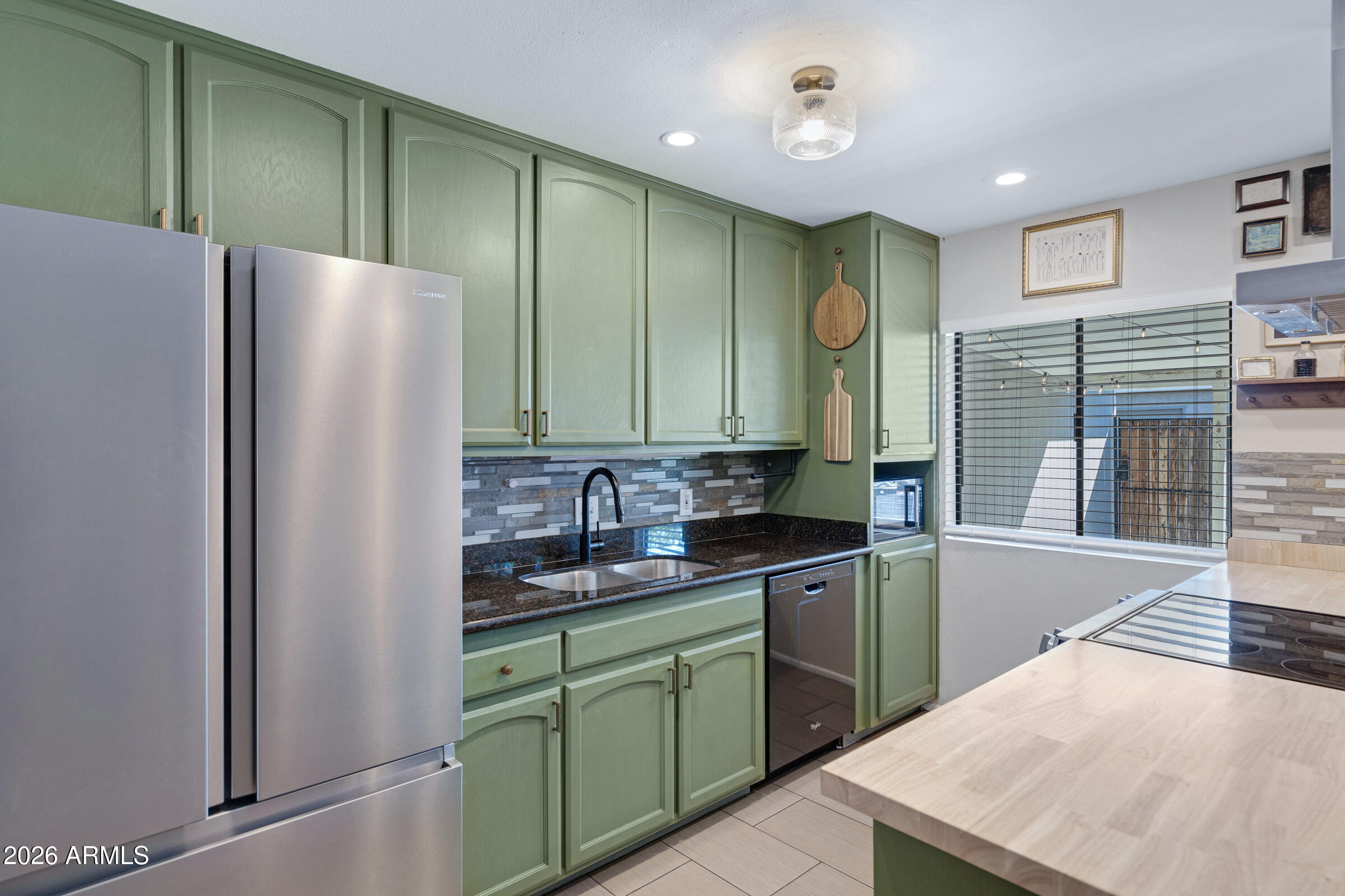 NEW WORLD GLENDALE UNIT 2 SECOND AMD - Residential