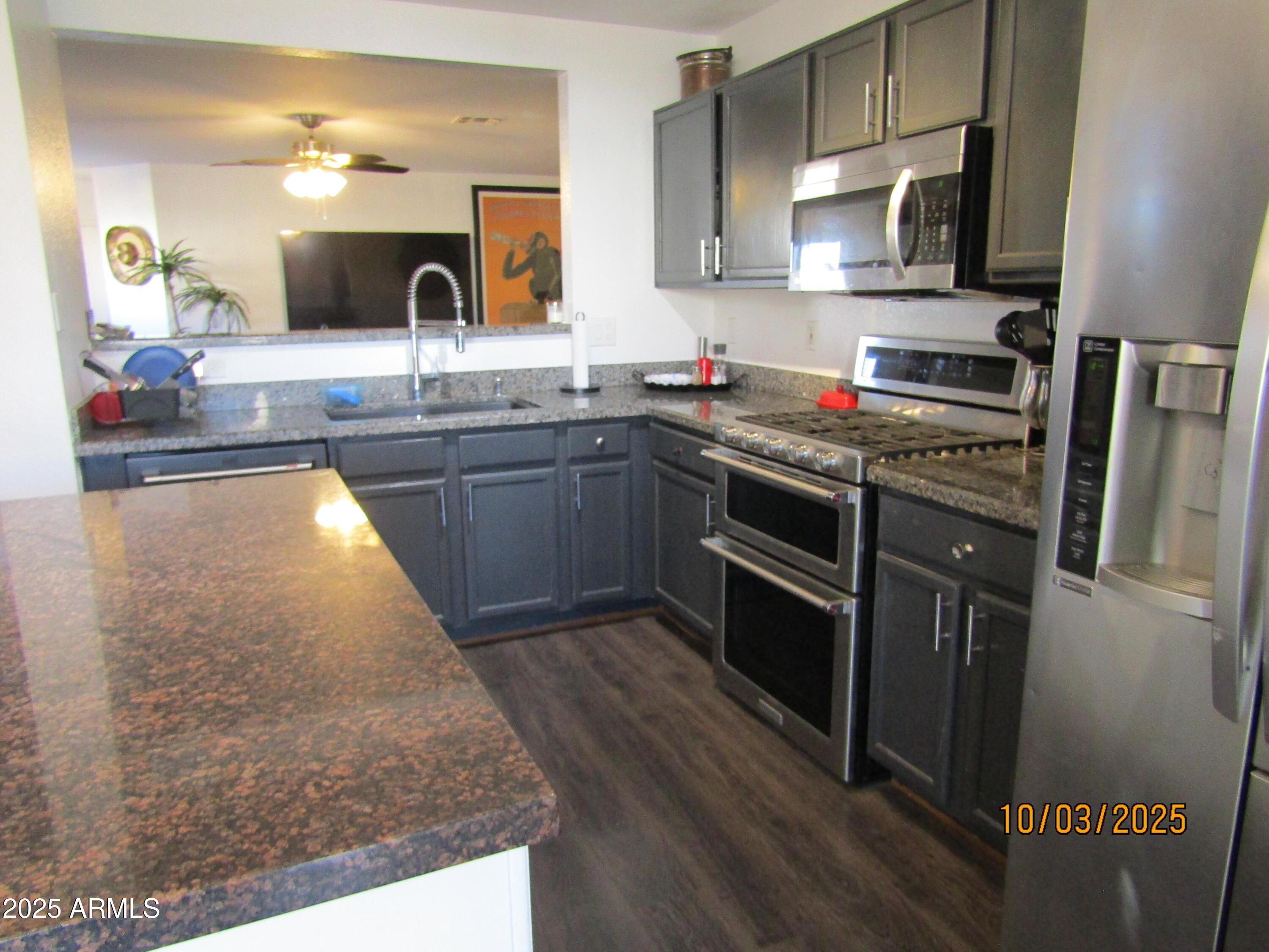 3004 W RUNNING DEER Trail