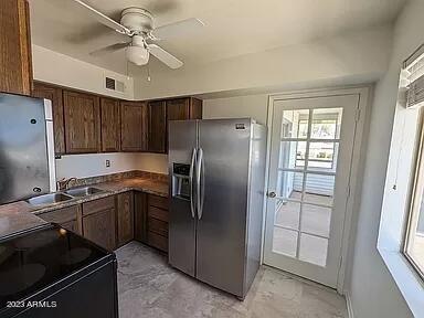 8211 E GARFIELD Street J218