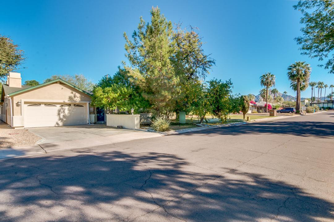526 E Flynn Lane