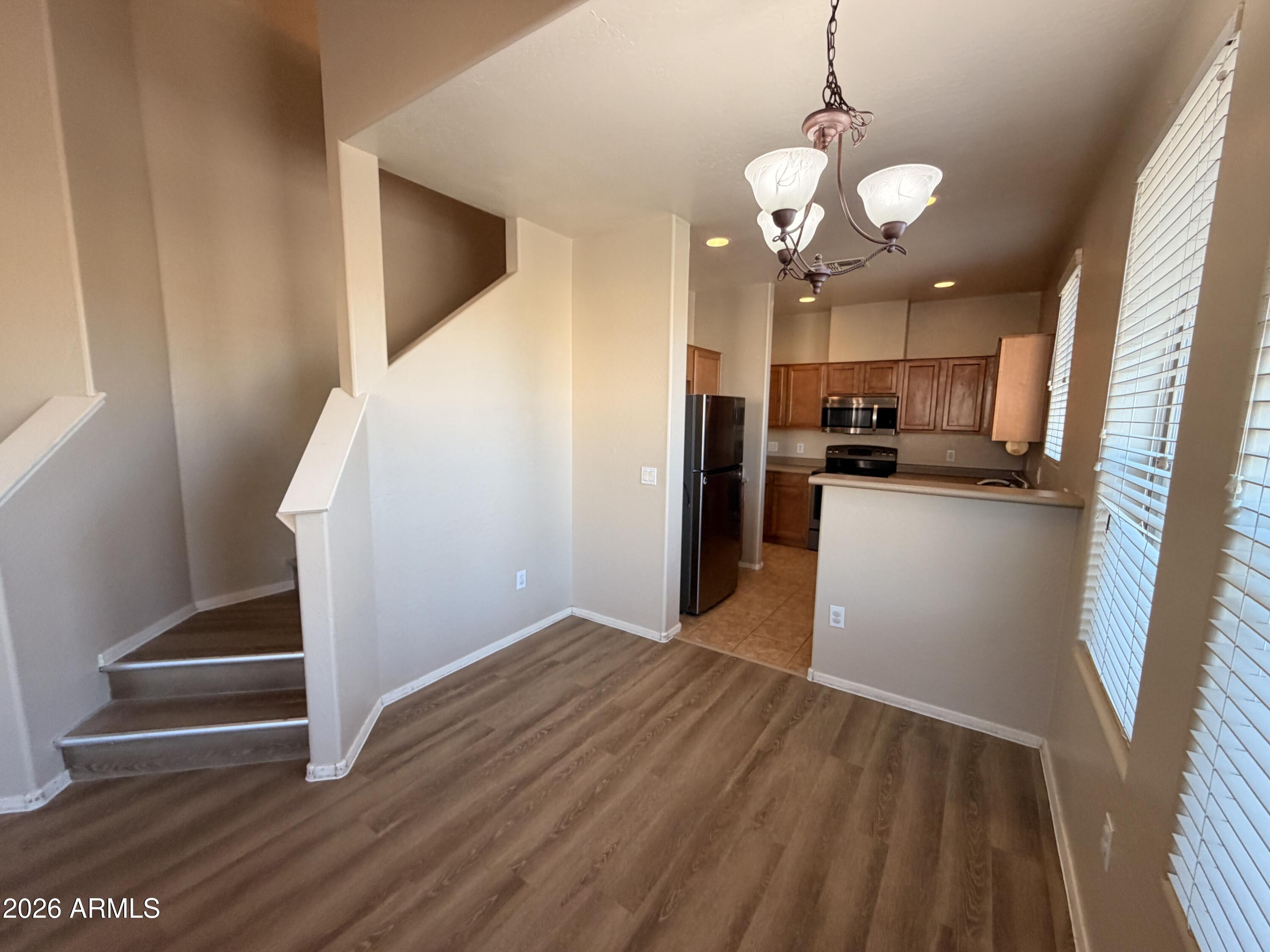 42424 N GAVILAN PEAK Parkway 39104