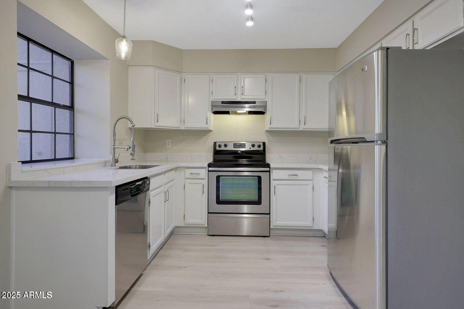5704 E Aire Libre Avenue Unit 1217