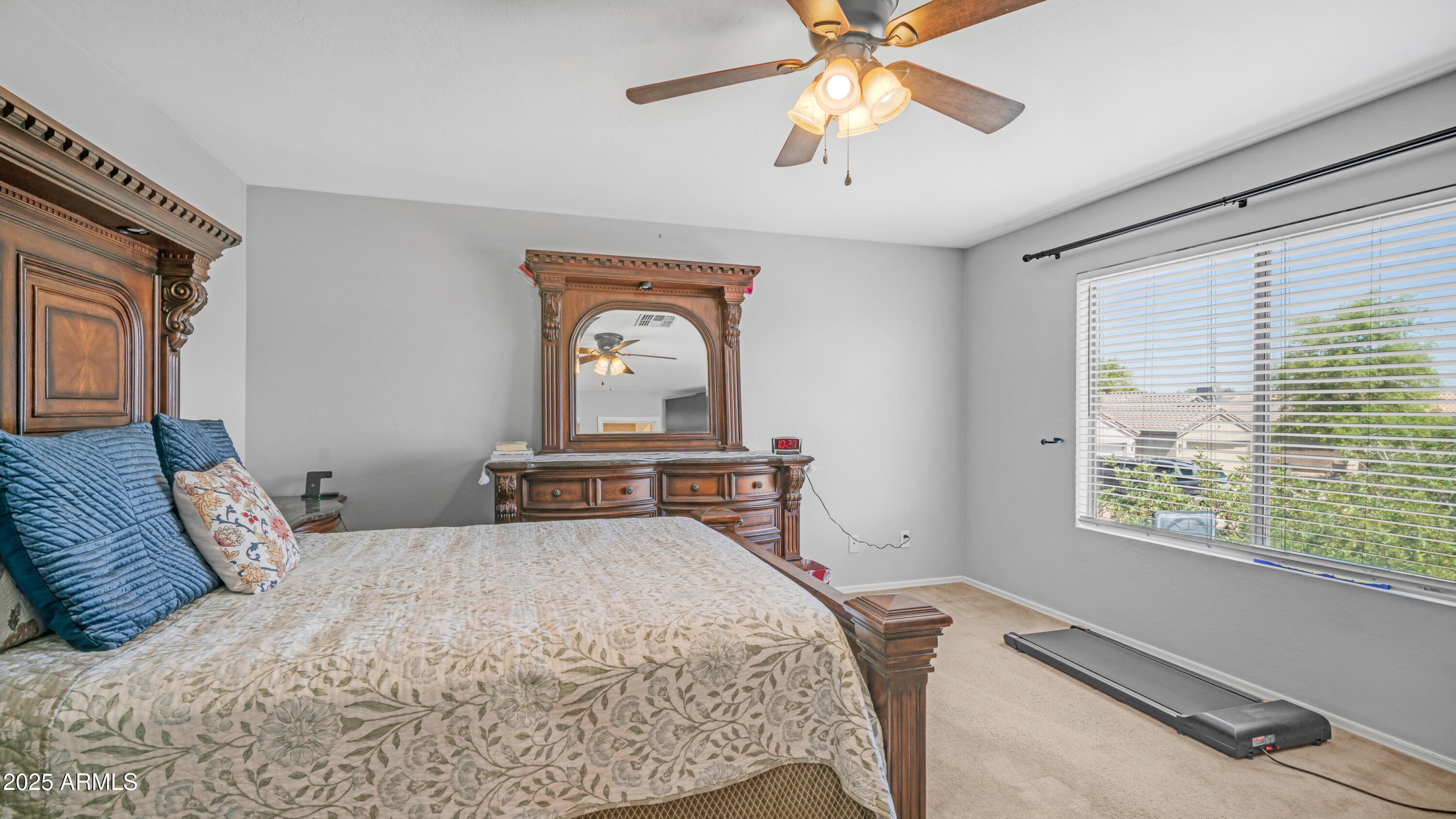 13040 W LISBON Lane