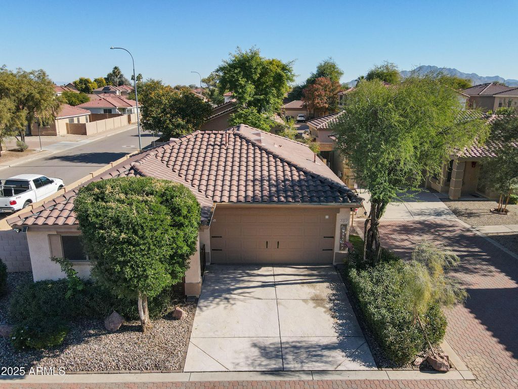 Photo of 2323 E Peach Tree Drive, Chandler, AZ 85249 (MLS # 6956948)