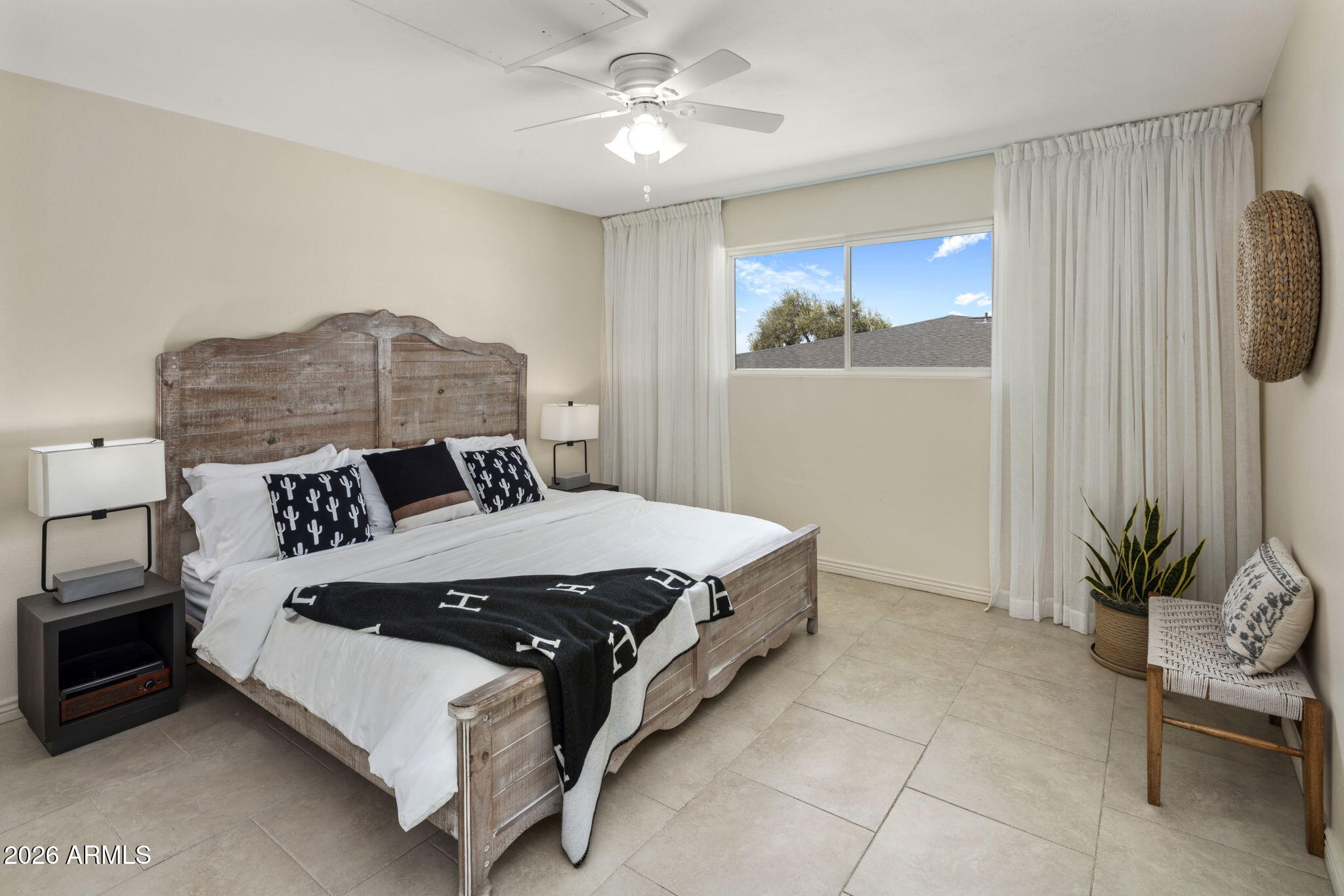 INDIAN HILLS 4 - Residential