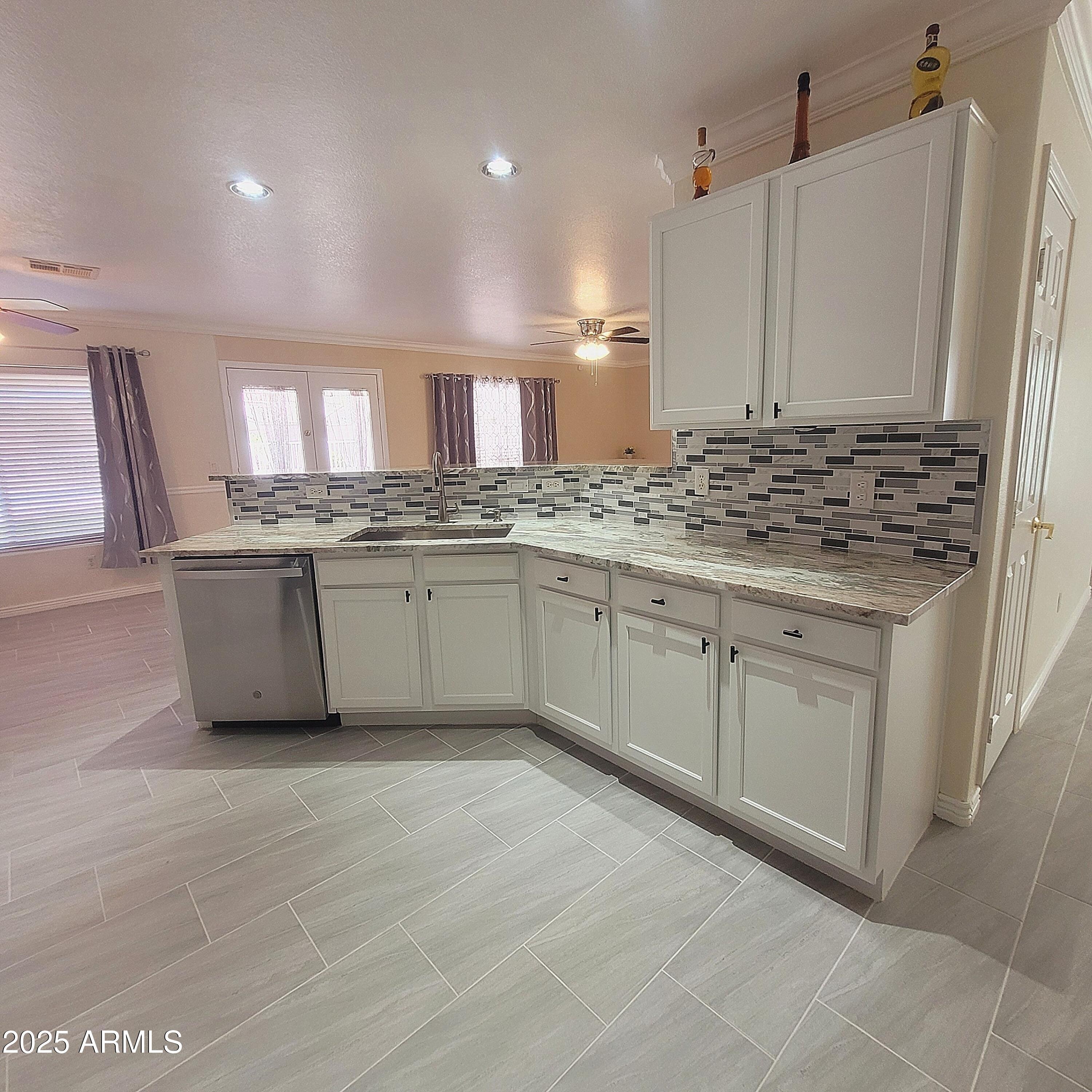 2210 E PARAISO Drive