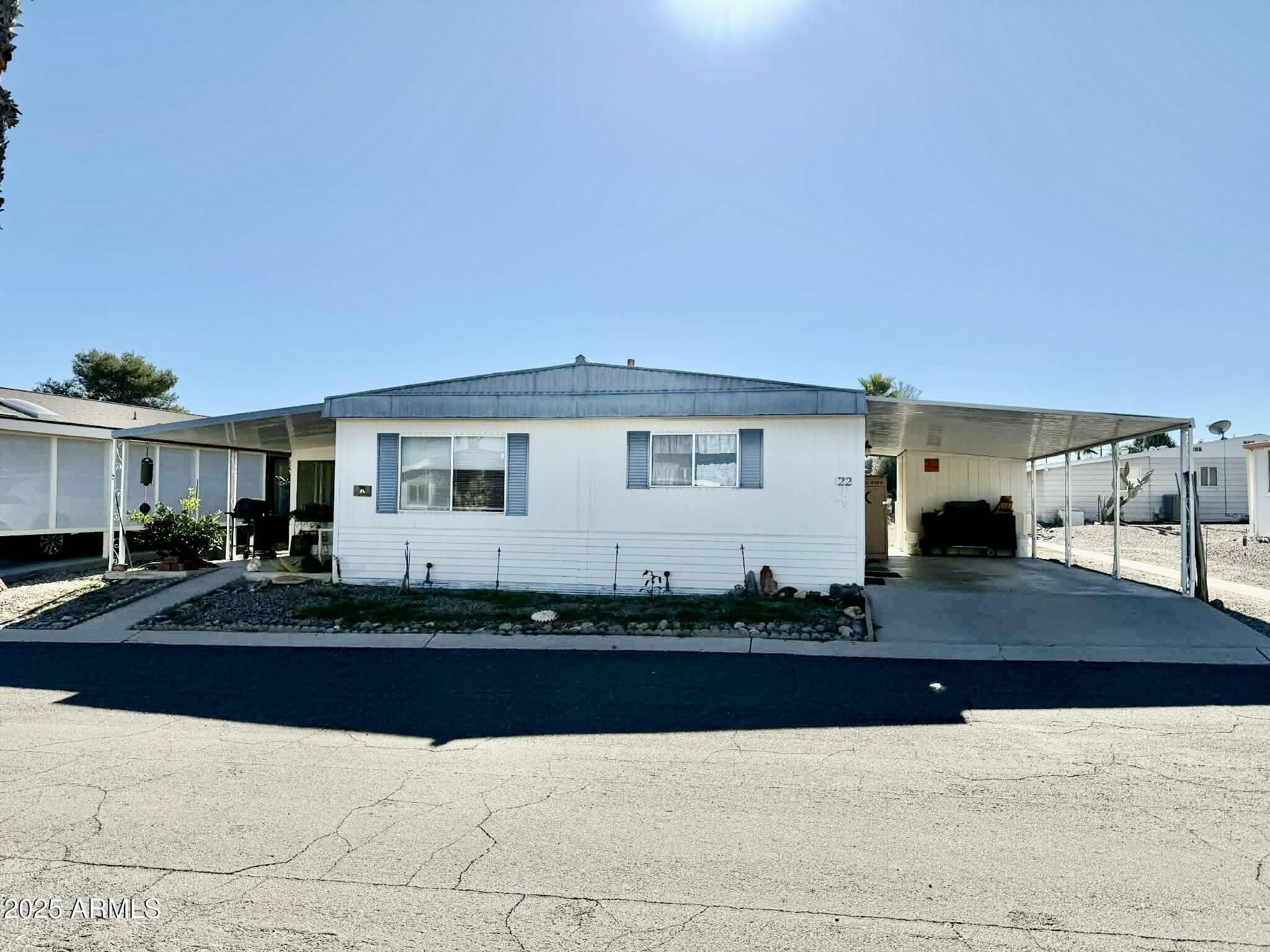 2501 W Wickenburg Way 22 --
