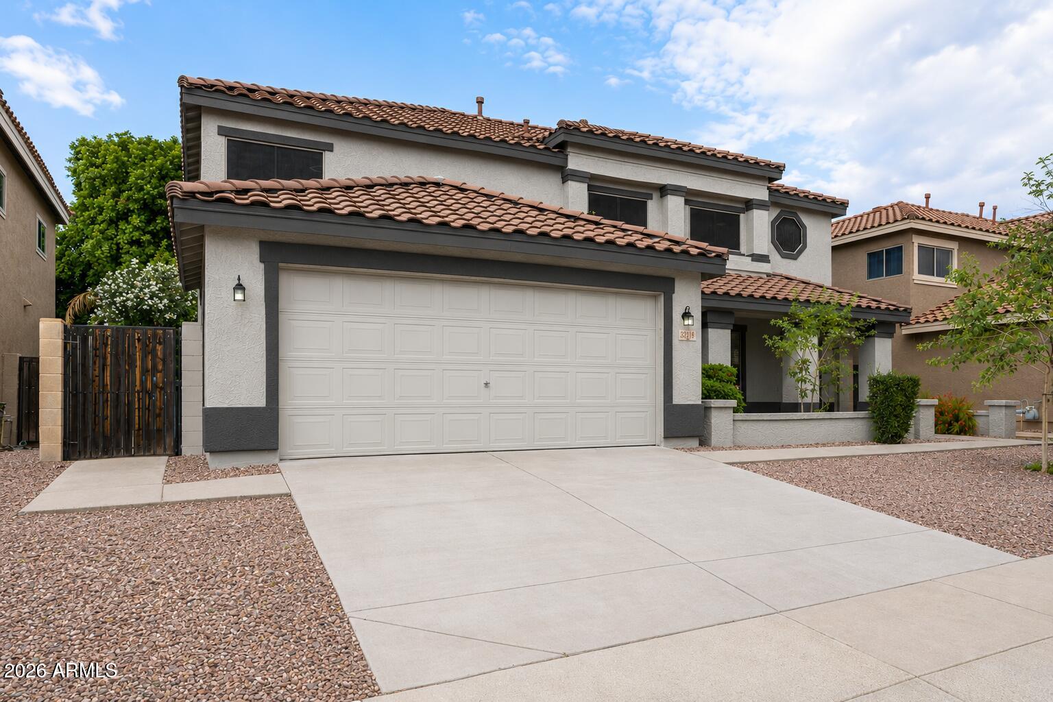 3216 W MOLLY Lane