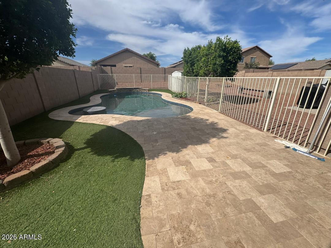 CRYSTAL VISTA - Residential