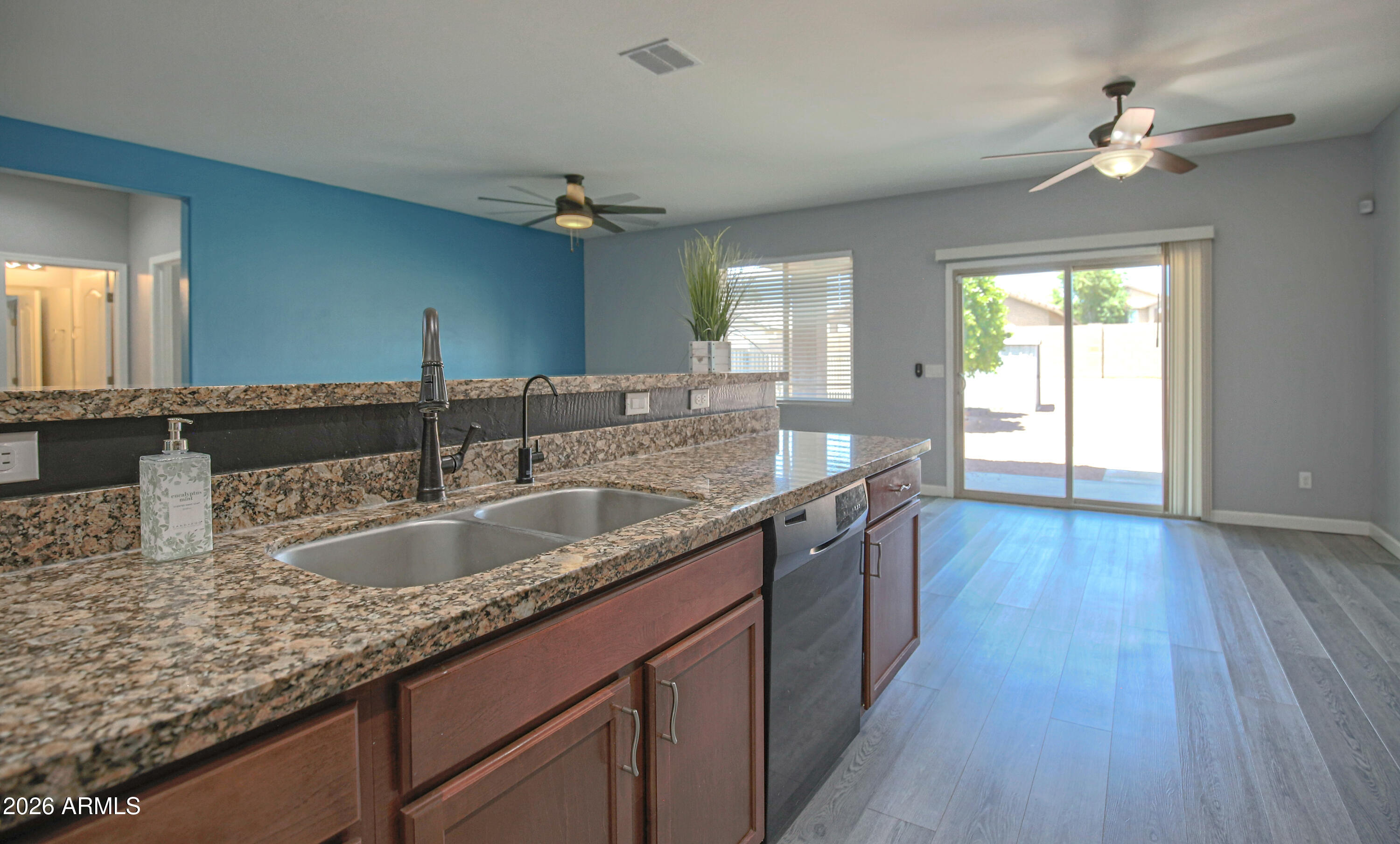 CRYSTAL VISTA - Residential