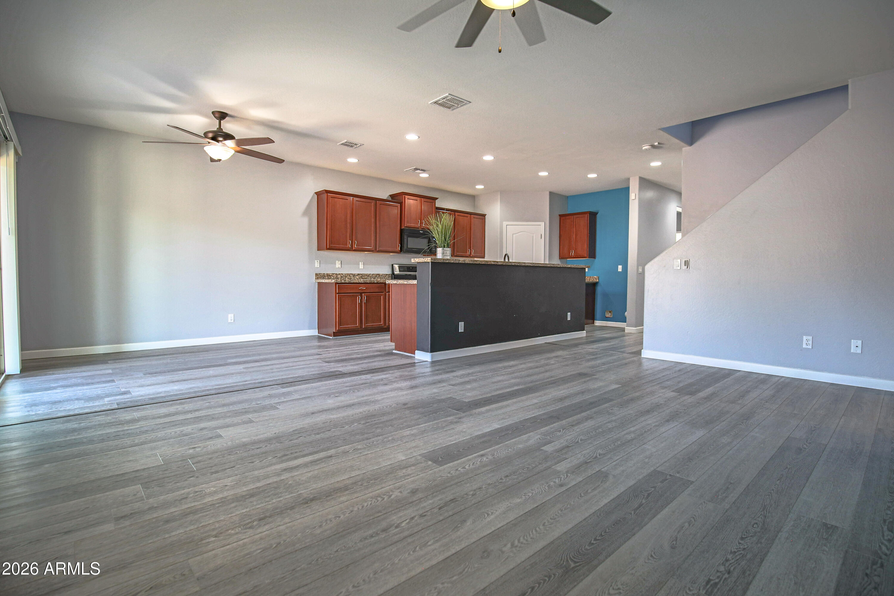CRYSTAL VISTA - Residential