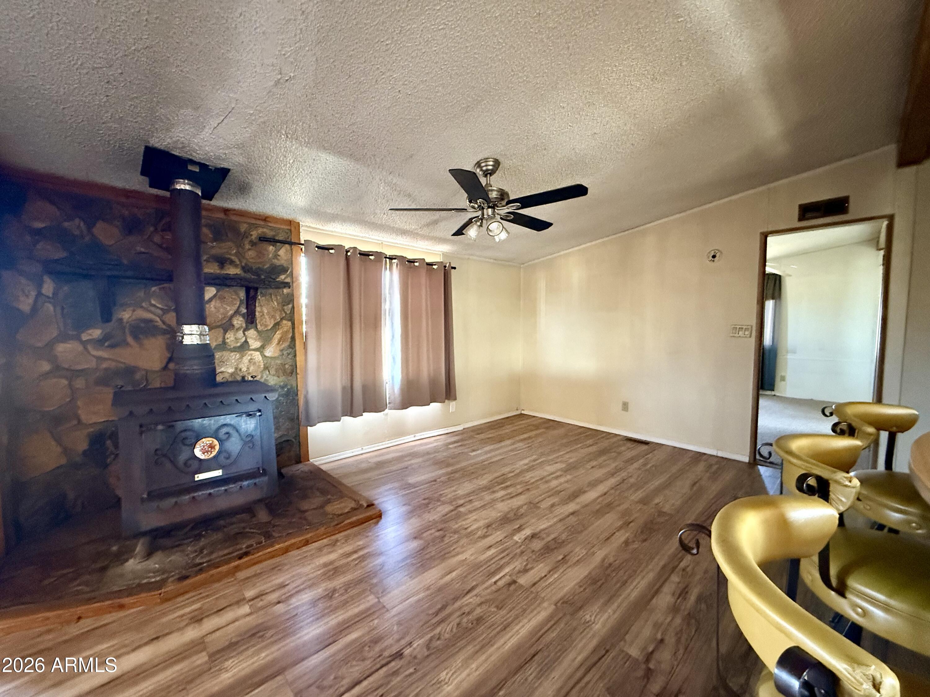 145 N Ghostrider Road