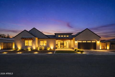 Photo of 3927 N 13th Place, Phoenix, AZ 85014 (MLS # 7009671)