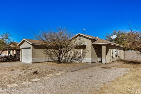 A home in Arizona City