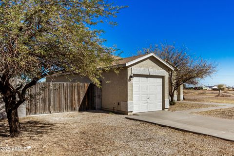 A home in Arizona City