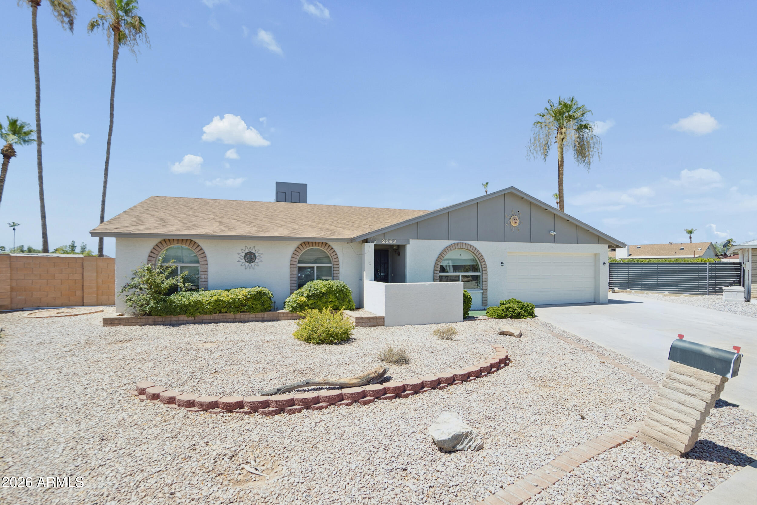 2262 S EMERSON Circle