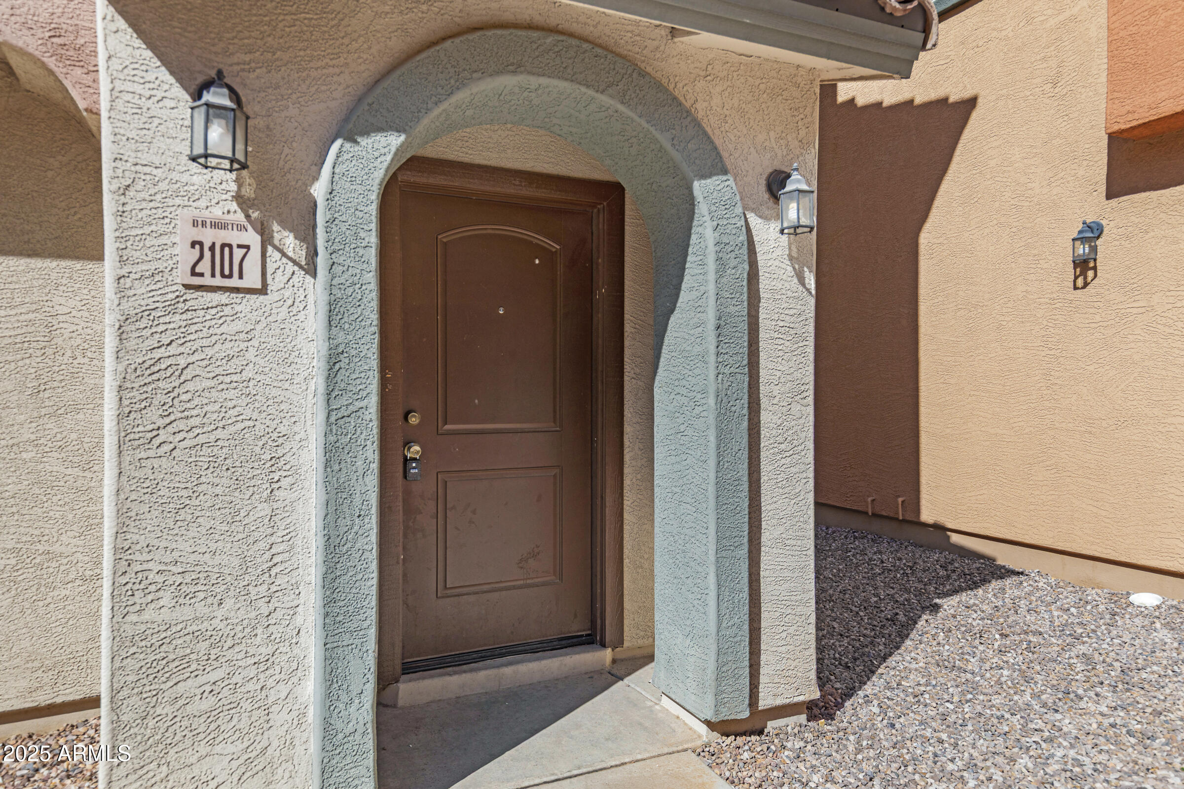 2107 N 77TH Drive
