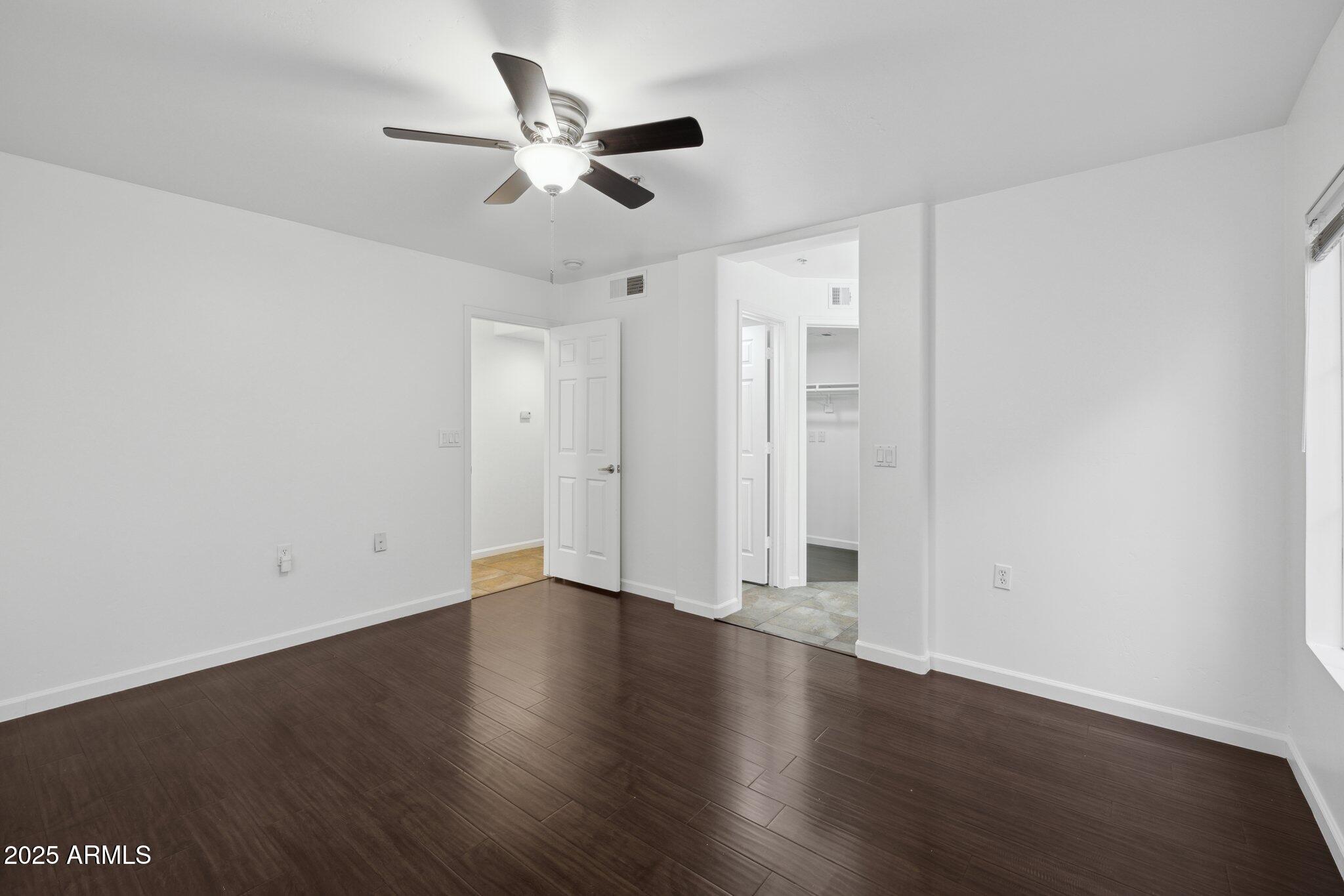 1920 E BELL Road 1153