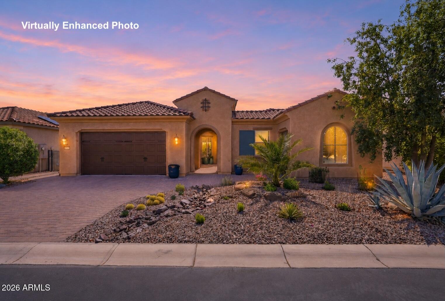 4055 N SMITHSONIAN Drive
