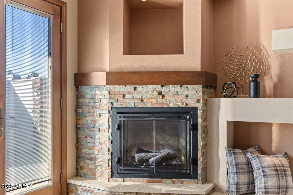 2978 S COUNTRY CLUB Way