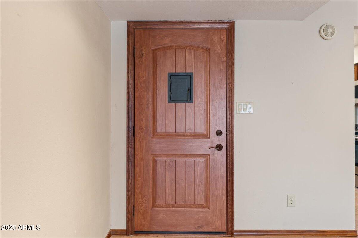 2978 S COUNTRY CLUB Way