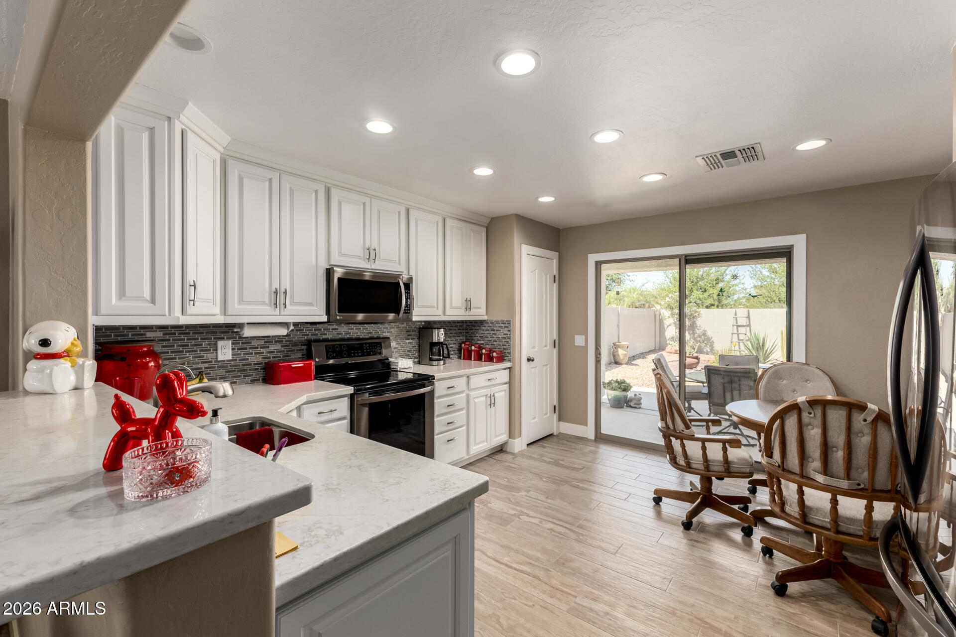 33002 N SANDSTONE Drive