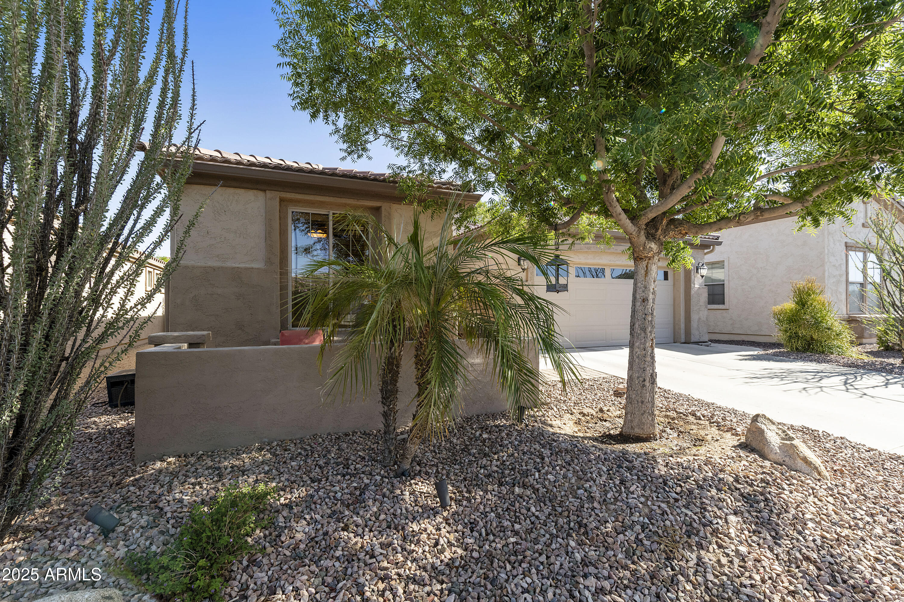 4524 E NARROWLEAF Drive
