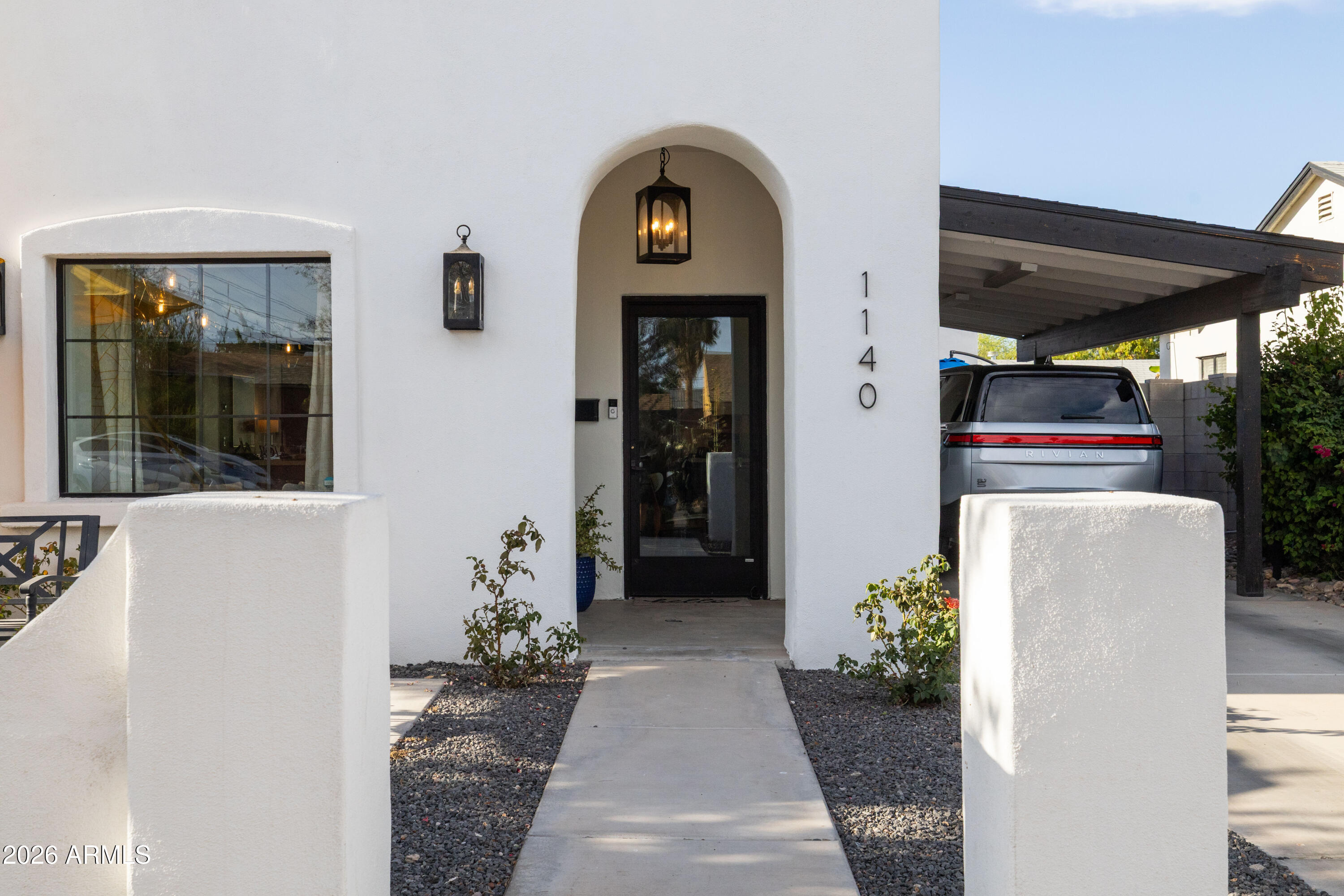 1140 E SHERIDAN Street