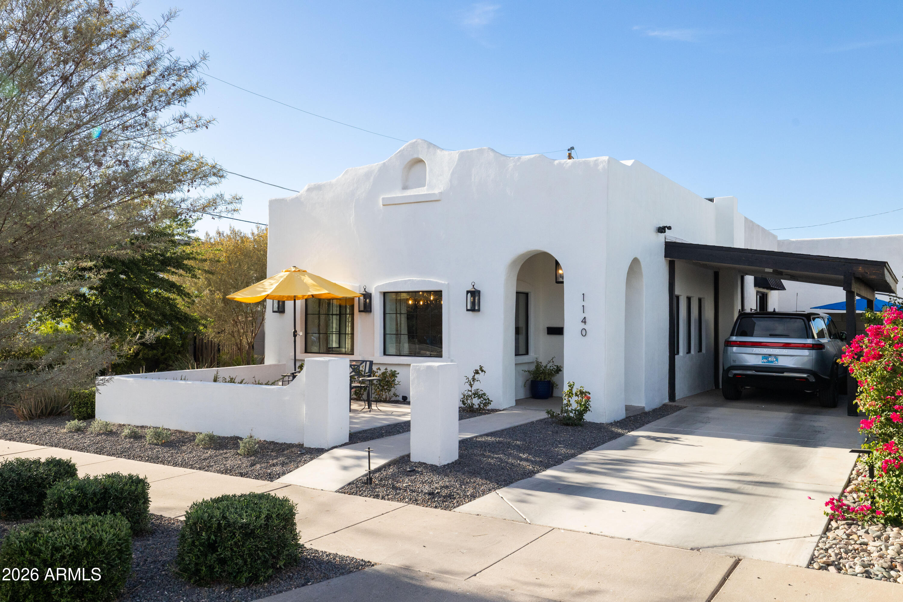 1140 E SHERIDAN Street