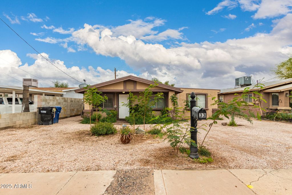 Photo of 33 W Whyman Avenue, Avondale, AZ 85323 (MLS # 6951764)
