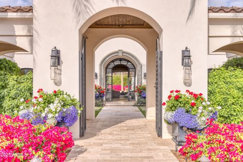 5220 N Casa Blanca Drive Paradise Valley AZ 85253