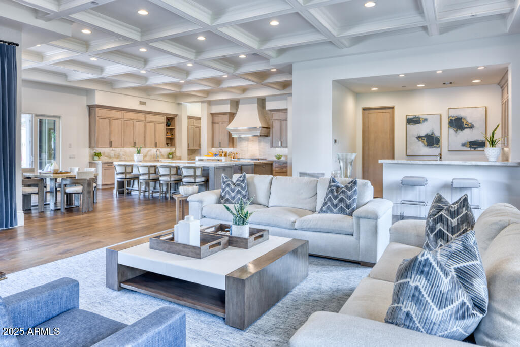 5220 N Casa Blanca Drive