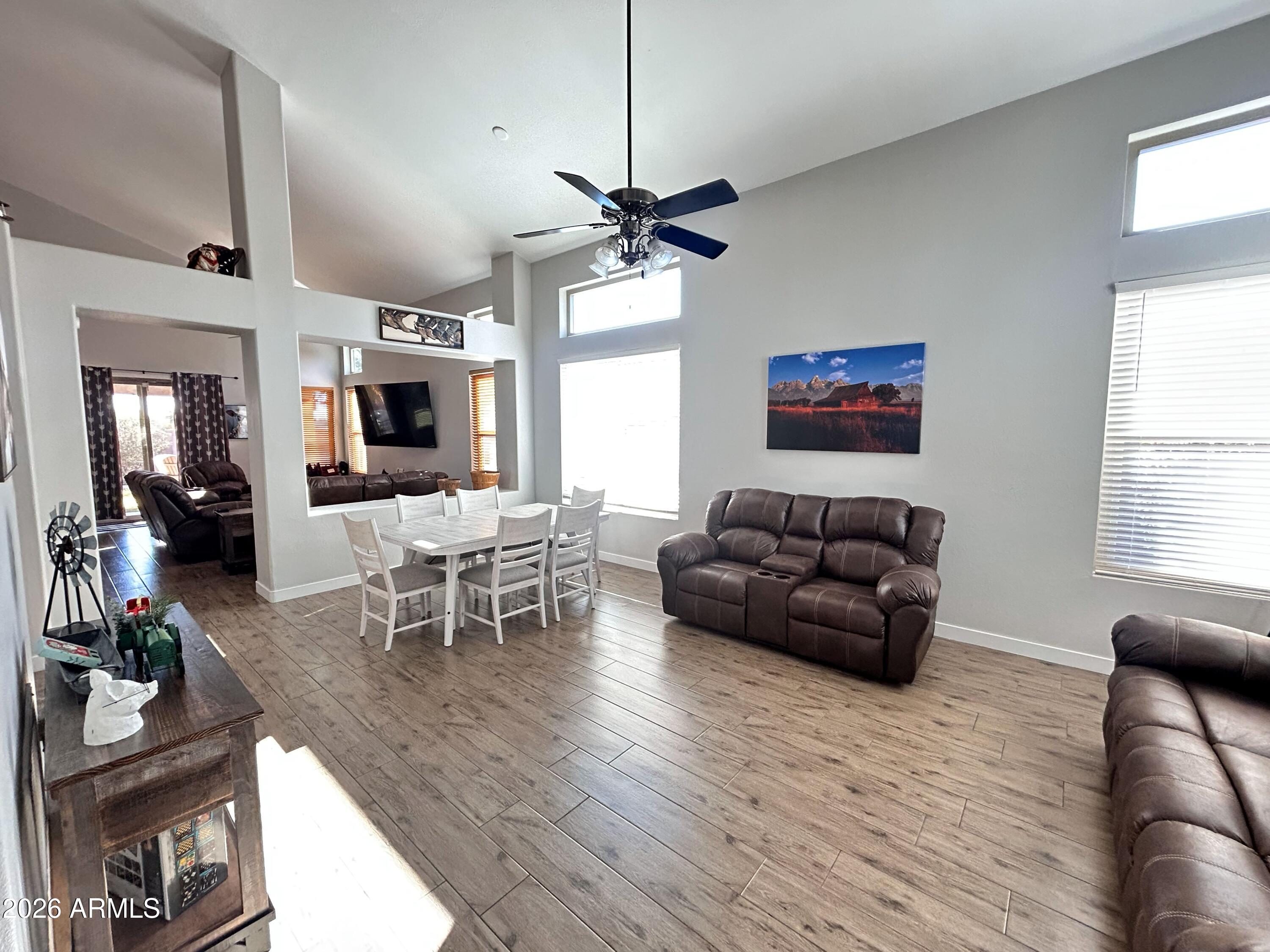 345 N SCOTT Drive