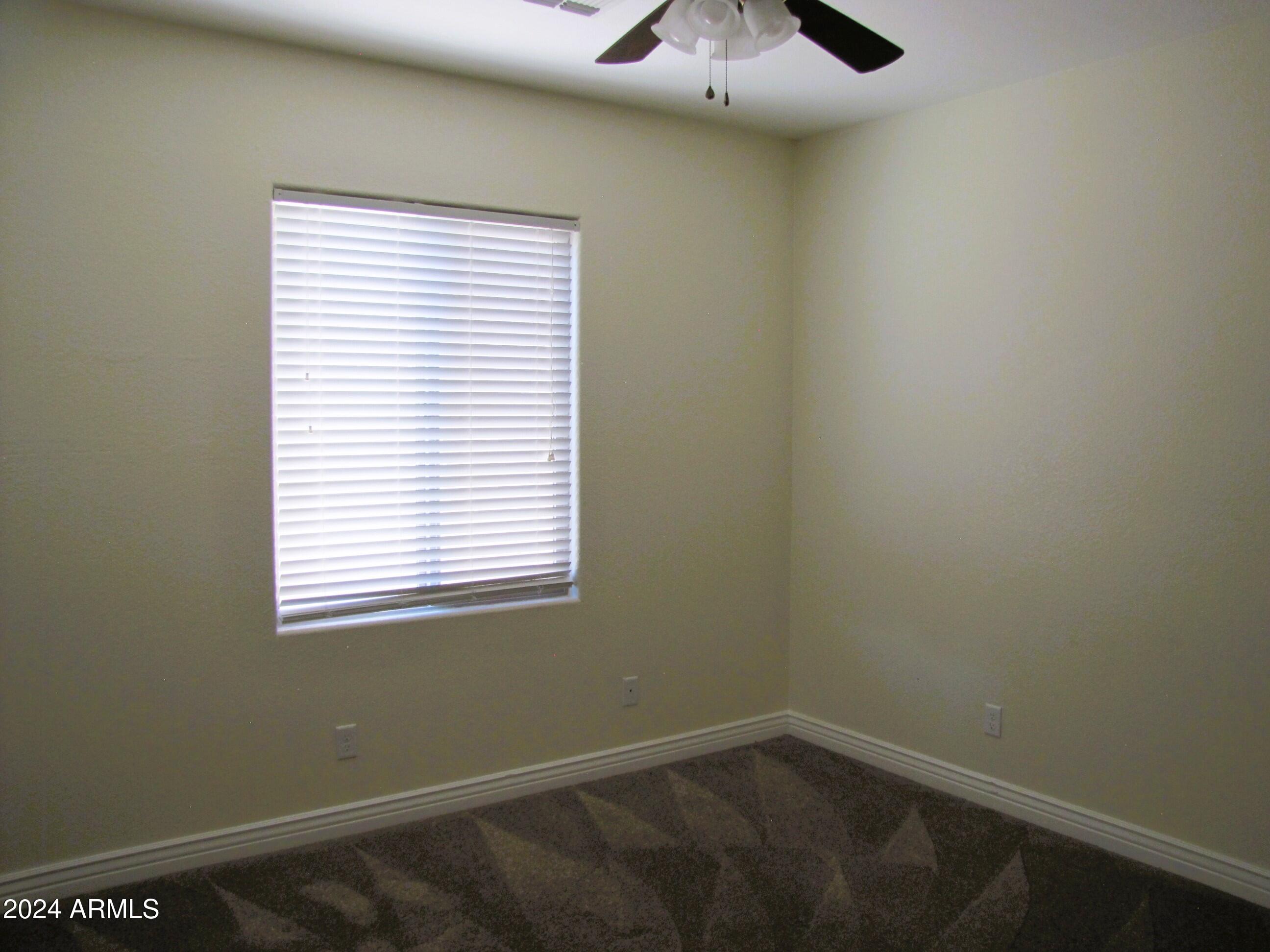 ESTATES AT HOLIDAY - Residential Lease