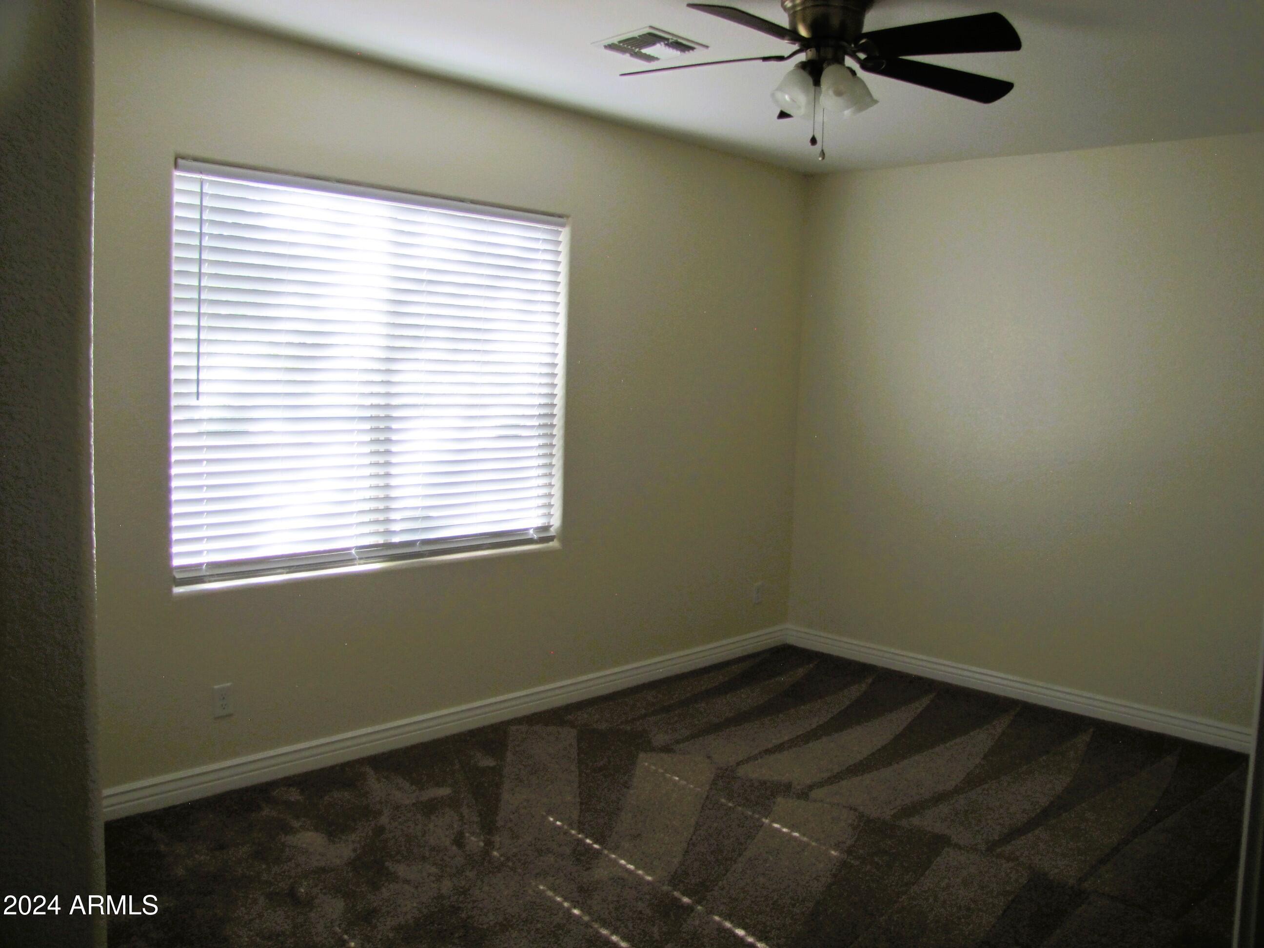 ESTATES AT HOLIDAY - Residential Lease